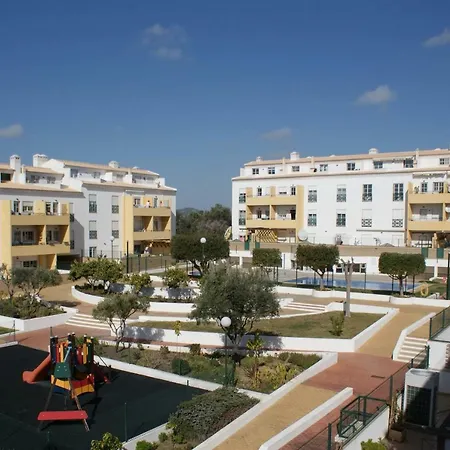 Felicidade Apartment *